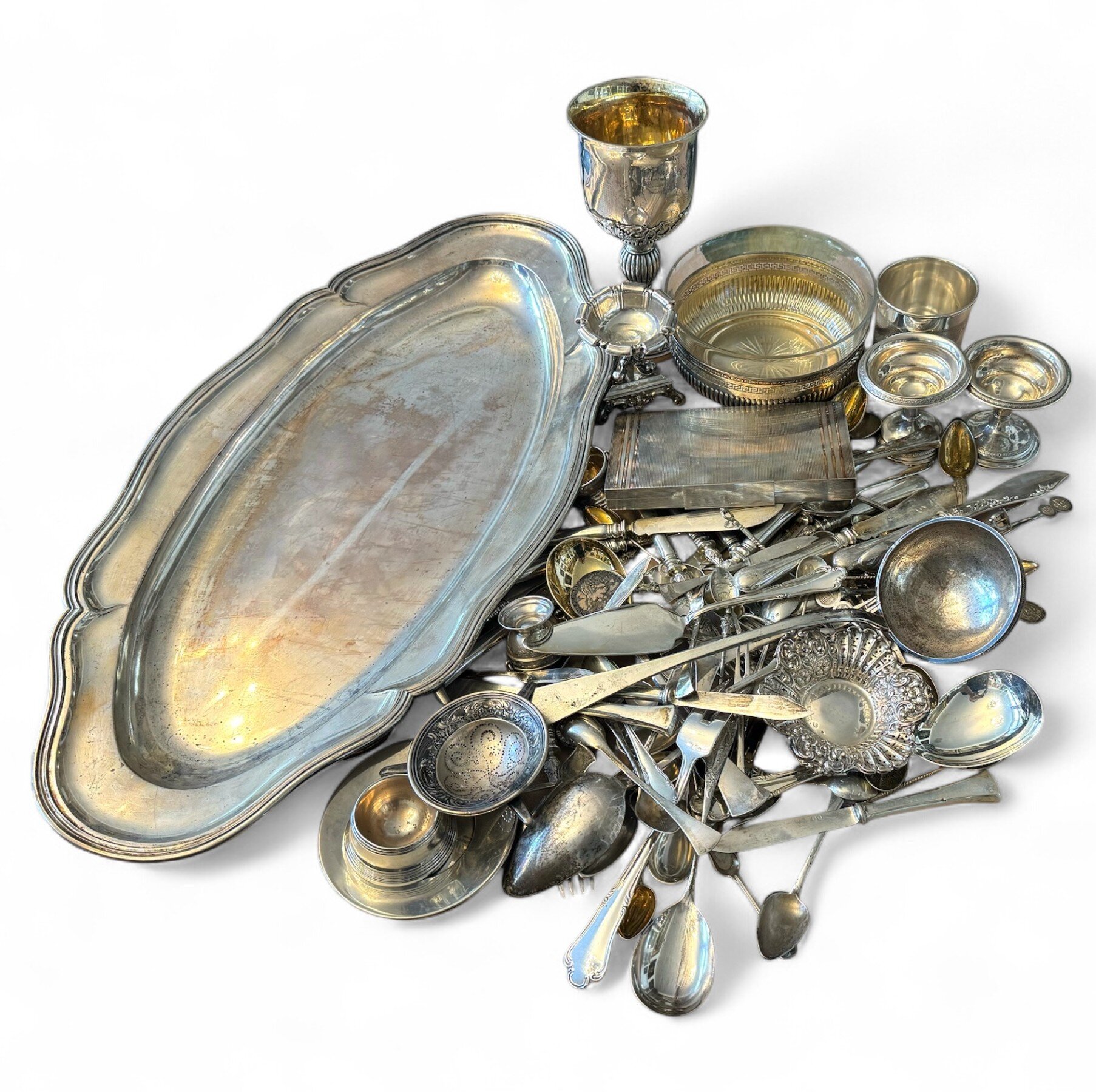Schwerpunkt - Tabletts, Becher, Schalen